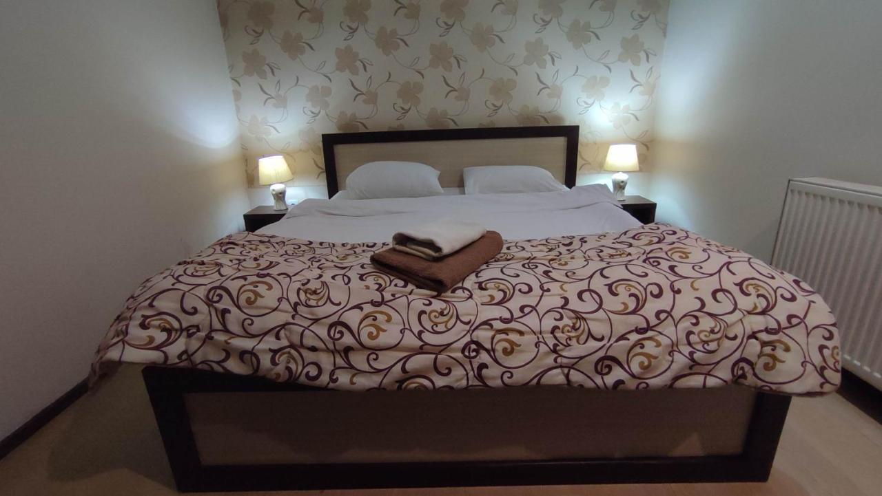Lira Excellent Nis Hotel Bagian luar foto
